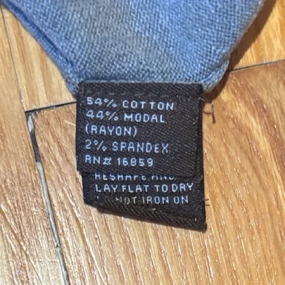 J. McLaughlin Gray Sweatshirt with Gold Chain Detail - Picture 4 of 4